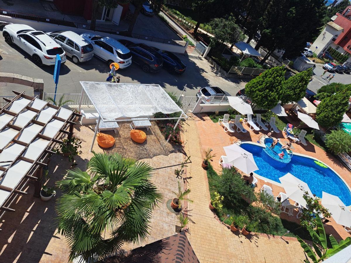 Copacabana Hotel Ravda Bagian luar foto