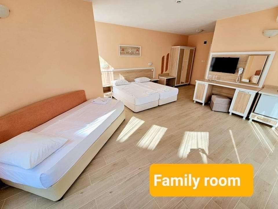 Copacabana Hotel Ravda Bagian luar foto